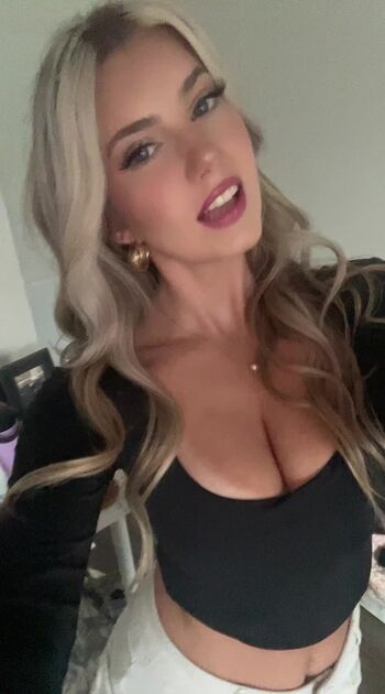 Full leaked Rianabailey page private onlyfans photo