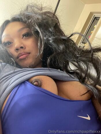 Full leaked Richpapiflexxx private onlyfans photo