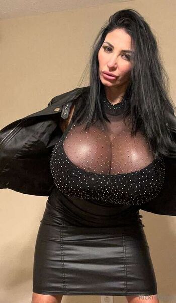 Full leaked Ricki raxxx private onlyfans photo