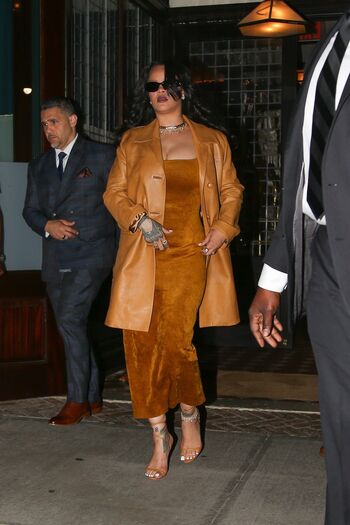 Full leaked Rihanna  page private onlyfans photo