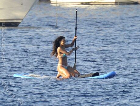 Full leaked Rihanna  page private onlyfans photo