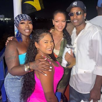 Full leaked Rihanna page private onlyfans photo