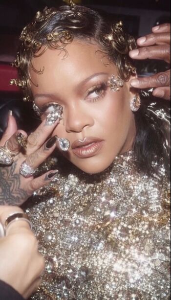 Full leaked Rihanna page private onlyfans photo