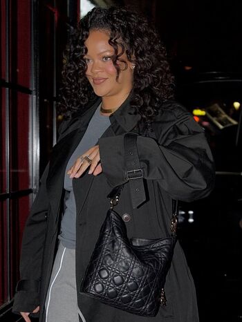 Full leaked Rihanna page private onlyfans photo