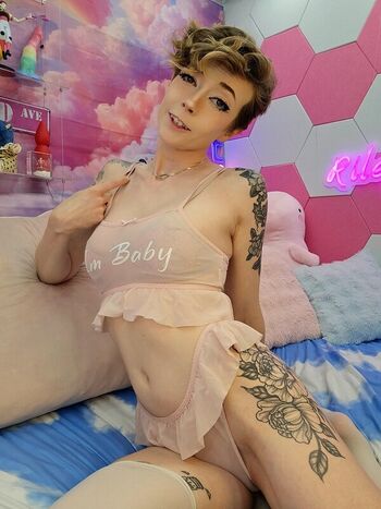 Full leaked Riley cyriis private onlyfans photo