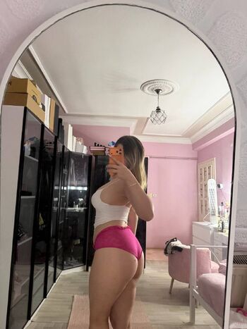 Full leaked Riribebe page private onlyfans photo