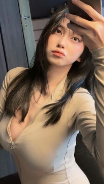 Full leaked Risaatjan page private onlyfans photo