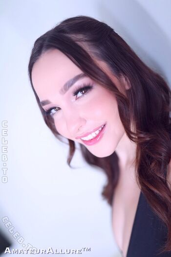 Full leaked Rissa may  page private onlyfans photo