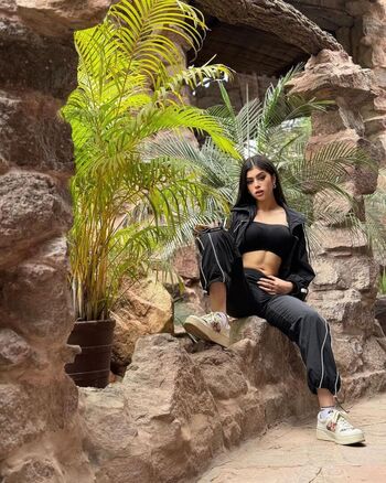 Full leaked Riva arora page private onlyfans photo