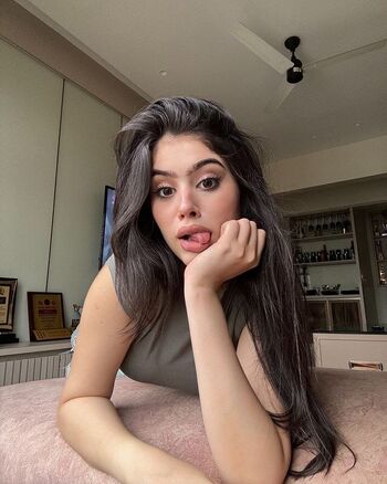 Full leaked Riva arora private onlyfans photo