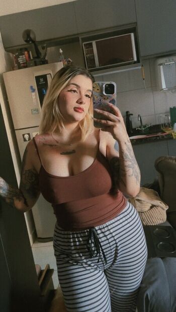 Full leaked Riyuuka private onlyfans photo