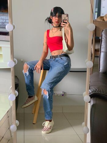 Full leaked Roachhasfeelingstoo page private onlyfans photo