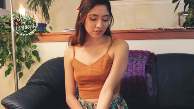 Full leaked Robin mae private onlyfans photo