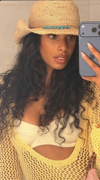 Rochelle Humes
