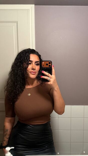 Full leaked Rojin birzoi private onlyfans photo