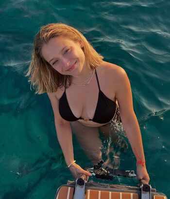 Full leaked Romane slvt private onlyfans photo
