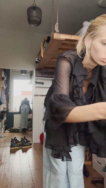 Full leaked Romanebele sein private onlyfans photo