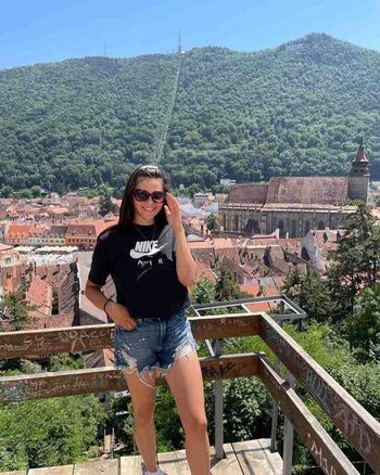 Full leaked Romanian girls page private onlyfans photo