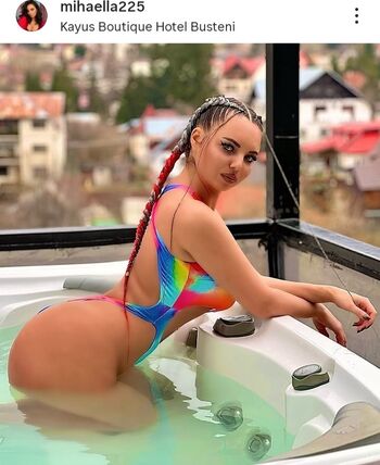 Full leaked Romanian girls page private onlyfans photo