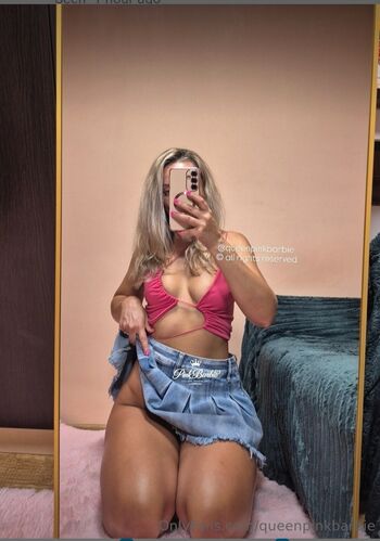 Full leaked Romanian girls page private onlyfans photo