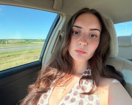 Full leaked Romyblair private onlyfans photo