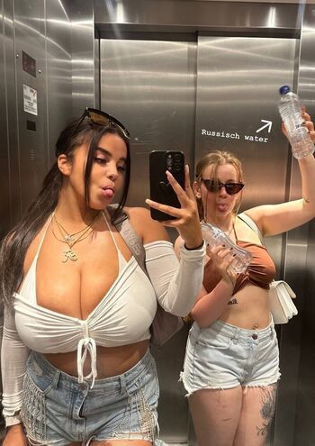 Romyisabellaa