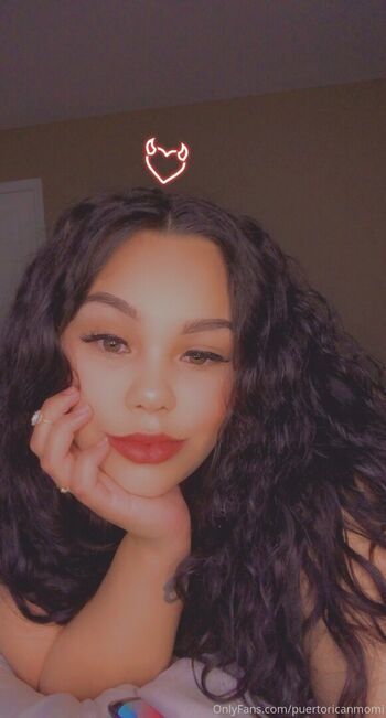 Full leaked Rooxie private onlyfans photo