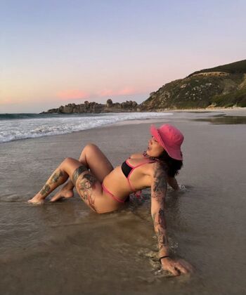 Full leaked Ropeylupa private onlyfans photo