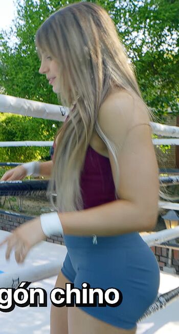 Full leaked Iluvmeww/ private onlyfans photo