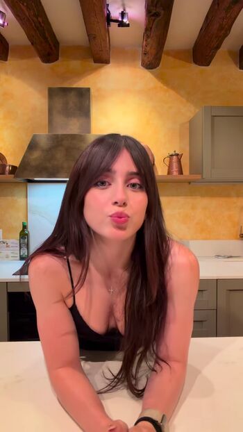 Full leaked Roro private onlyfans photo