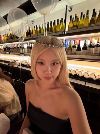 Full leaked Rose from blackpink private onlyfans photo