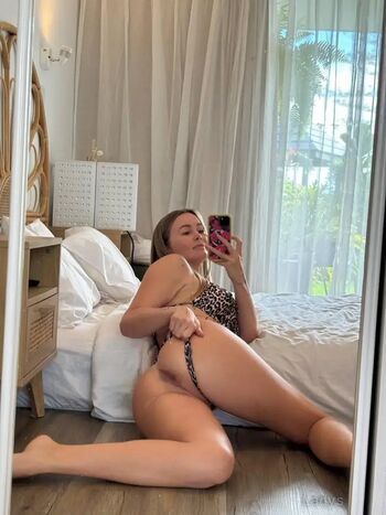 Full leaked Rosedown private onlyfans photo