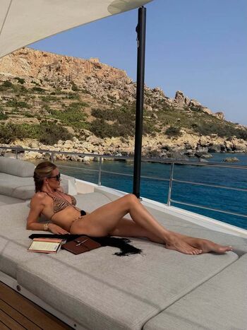 Full leaked Rosie huntington whiteley private onlyfans photo