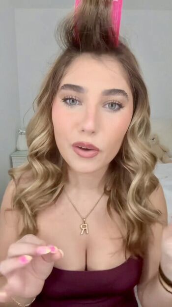 Full leaked Rosie mcclelland page private onlyfans photo