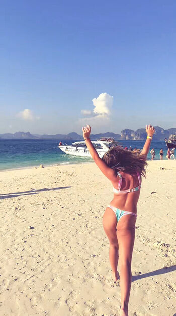 Full leaked Rosie mcclelland page private onlyfans photo