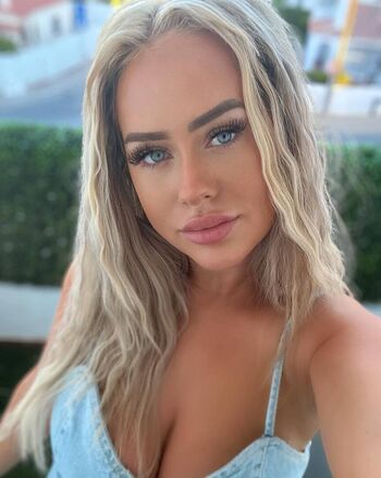 Full leaked Rosie rendell private onlyfans photo