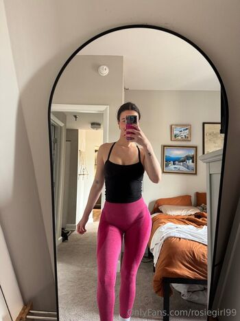Full leaked Rosiegirl page private onlyfans photo