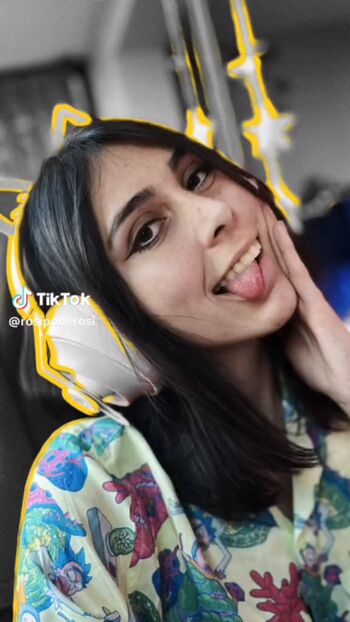 Full leaked Rosipoderosi private onlyfans photo