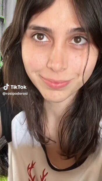 Full leaked Rosipoderosi private onlyfans photo
