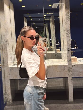 Full leaked Rossela janina page private onlyfans photo