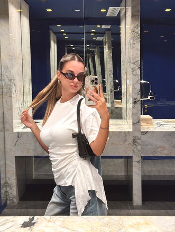 Full leaked Rossela janina private onlyfans photo