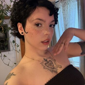 Full leaked Rottedbrainz private onlyfans photo