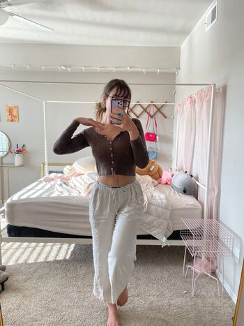 Full leaked Rowsvee private onlyfans photo