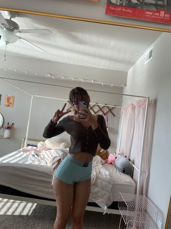 Full leaked Rowsvee private onlyfans photo