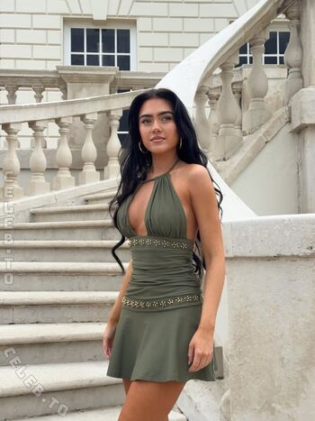 Full leaked Roxanarosuu private onlyfans photo