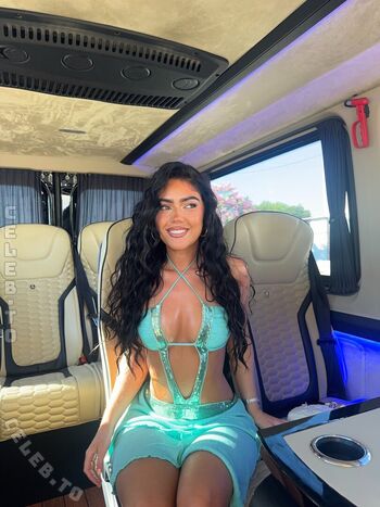 Full leaked Roxanarosuu page private onlyfans photo