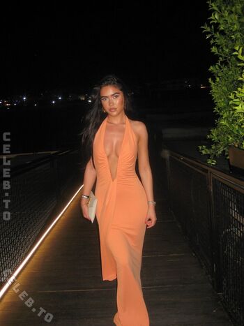 Full leaked Roxanarosuu page private onlyfans photo