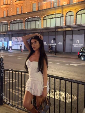 Full leaked Roxanarosuu page private onlyfans photo