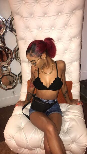 Full leaked Rozay molly page private onlyfans photo