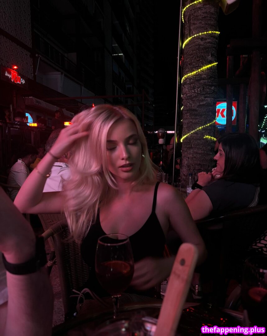 rrubyrileyy / rubyyriley 누드 OnlyFans 사진 #13